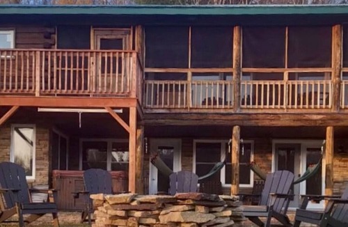 Red Bank Cabin | Black Rapids - Pacific Lodge