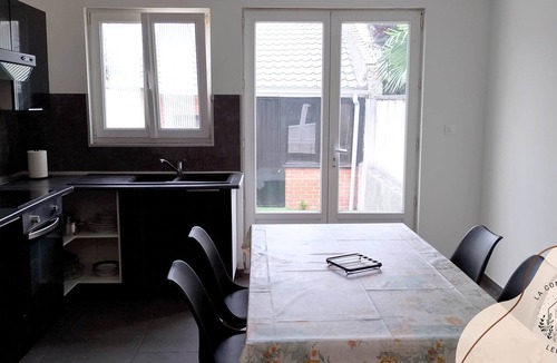 Sallaumines Apartment | "black" RDC Avec Extérieur 4 Personnes