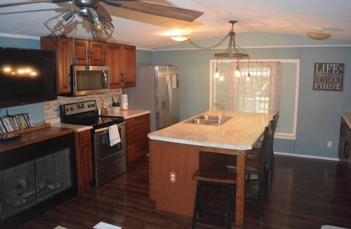 Gallatin County Cabin | Black Ridge Cabin LLC