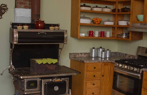 Black House | Black River Farm House