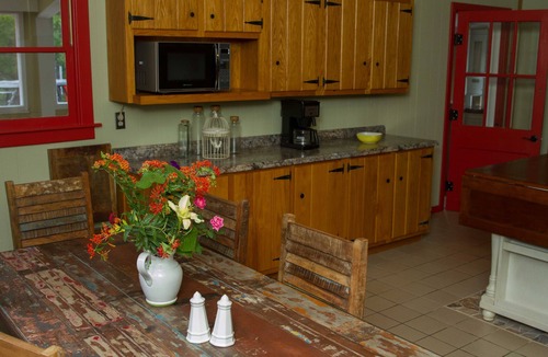 Black House | Black River Farm House