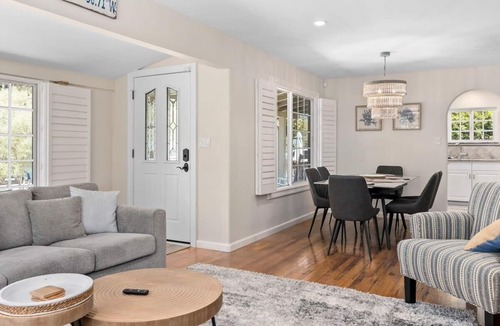 Eastside Santa Cruz House | Black's Beach Bungalow