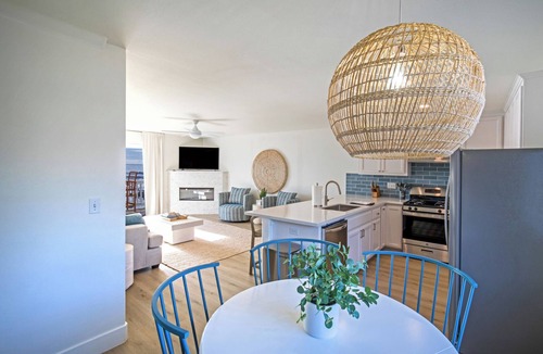 Shelter Cove Hotel | Black Sands Inn
