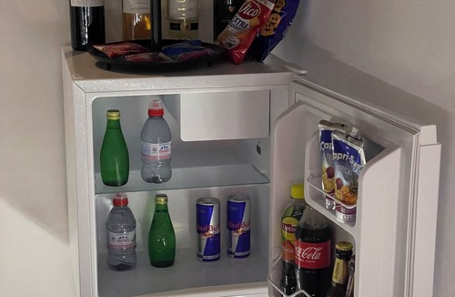 Saint-Quentin Apartment | ⚜️Black Suite⚜️- Spa & Cave secrète