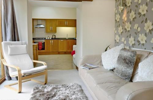 Maenporth House | Black Thorn Cottage