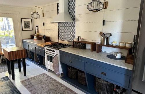 Columbiaville House | Black Walnut - Historic Country Escape