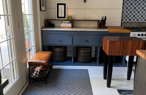 Columbiaville House | Black Walnut - Historic Country Escape