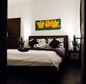Gili Trawangan Resort | Black & White Cottages