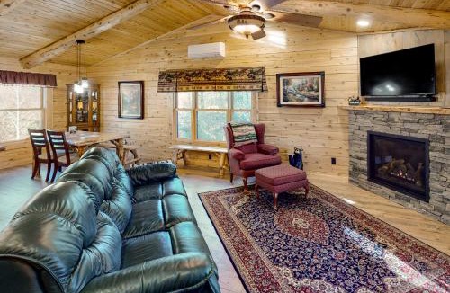 Eastern Vermont House | Blackbear Log Cabin