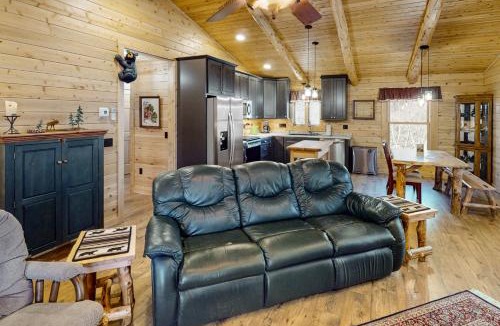 Eastern Vermont House | Blackbear Log Cabin