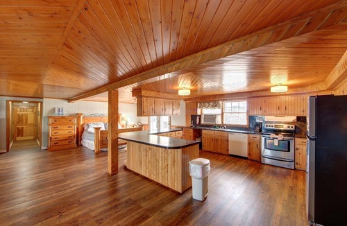 Ocracoke Hotel | Blackbeard's Lodge
