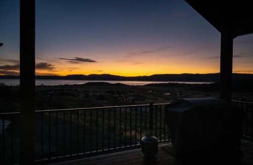Sweetwater House | Blackbeary Cabin Bear Lake Views Hot Tub Occ 21