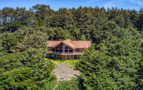 Newport House | Blackberry Hill