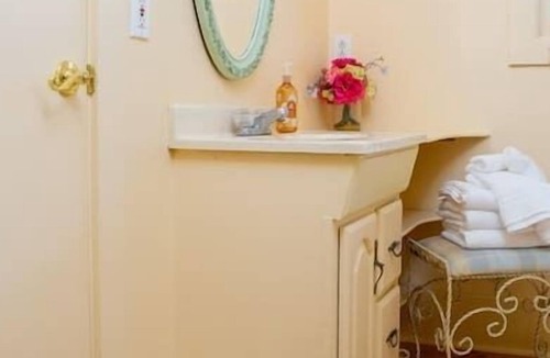 Lindale House | Blackberry Manor in Lindale TX