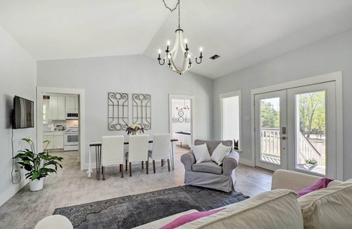 Salado Cottage | 'Blackberry Roost' Home ~ 4 Mi to Downtown Salado