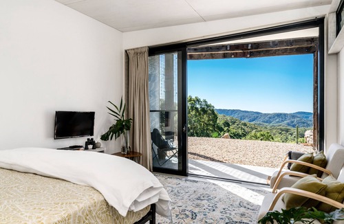 Mullumbimby Creek Bed & Breakfast | Blackbird