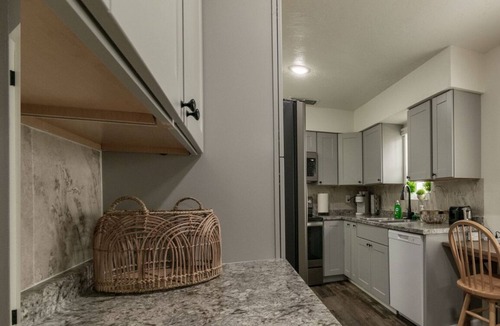 Great Falls House | Blackbird House - Extended Stay