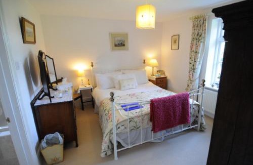 Dorking Bed & Breakfast | Blackbrook House