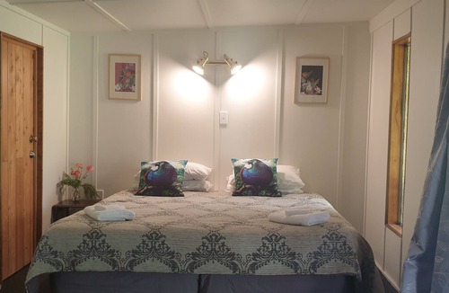 Waimiha Cabin | Blackfern Lodge