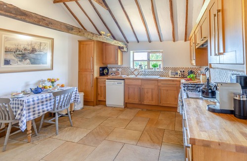 Cowbeech House | Blackford Farm Cottage