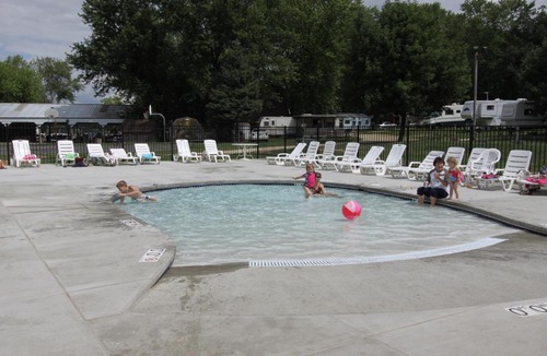 Milton Resort | Blackhawk RV Campground Loft Cabin 16