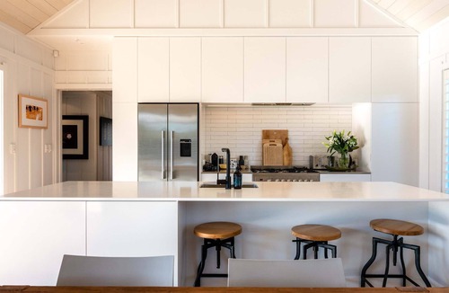 Blackpool House | Blackpool Boathouse - Walk to Oneroa