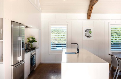 Blackpool House | Blackpool Boathouse - Walk to Oneroa