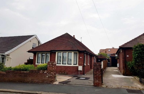 Blackpool House | Blackpoolholidaylets The Bungalow