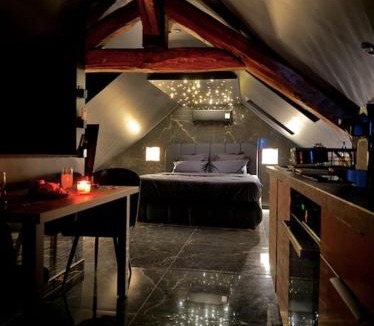 Belfort Apartment | BlackRoom - Balnéo - Ciel étoilé