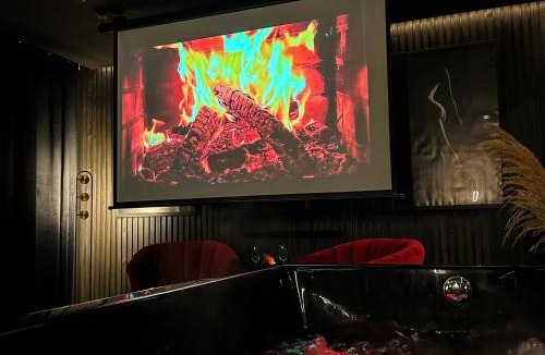 Sainte Marie - Saint Leon Apartment | BlackRoom Suite de Luxe 50 Nuances de grey