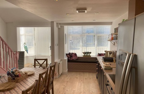 Aberdour House | Blacksands Seaview Cottage, Aberdour