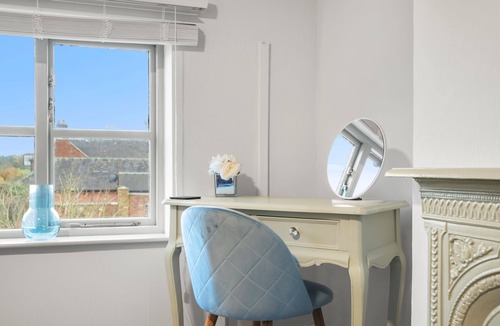 Hoar Cross Cottage | Blacksmith Cottage - Luxury Cottages