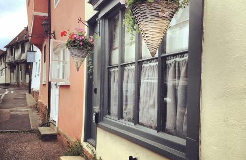Lavenham House | Blacksmith's Cottage Suffolk