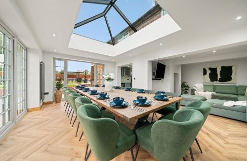 Burton on Trent House | Blacksmiths Cottage by Birch Stays