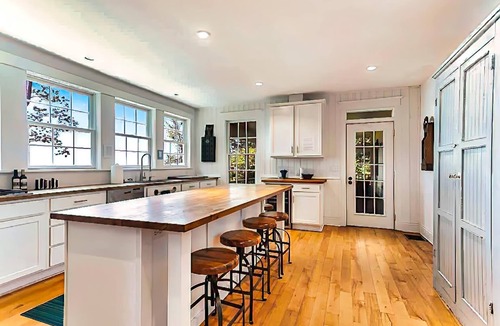 South Haven House | Blackstone on the Bluff | Views Private Beach