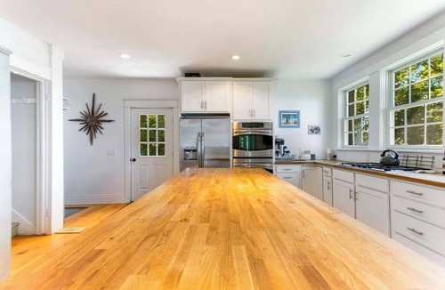 South Haven House | Blackstone on the Bluff | Views Private Beach