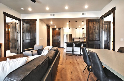 Park City Condo | Blackstone Residence w/Pool & Hot tub
