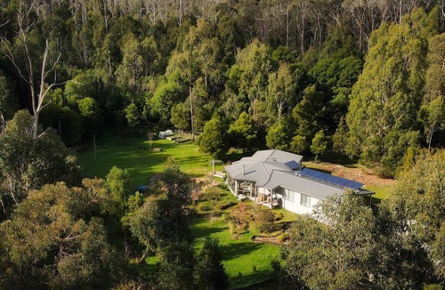 Strathewen House | Blackwood Bush Retreat
