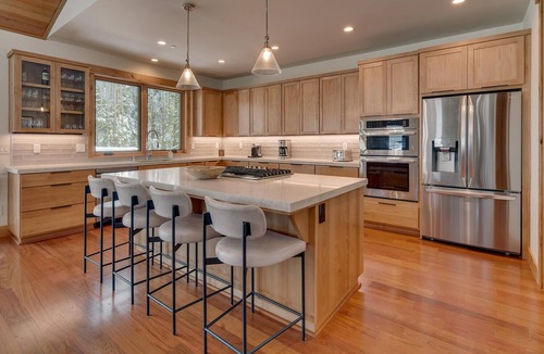 Tahoe Pines House | Blackwood Creek Chalet - TLUXP