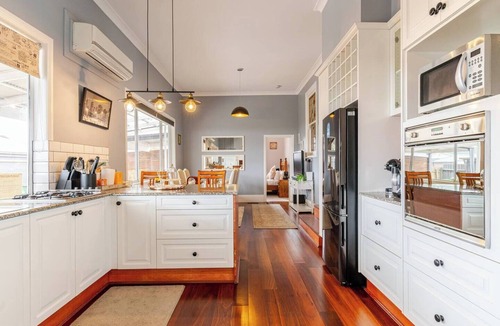 Healesville House | Blackwood House