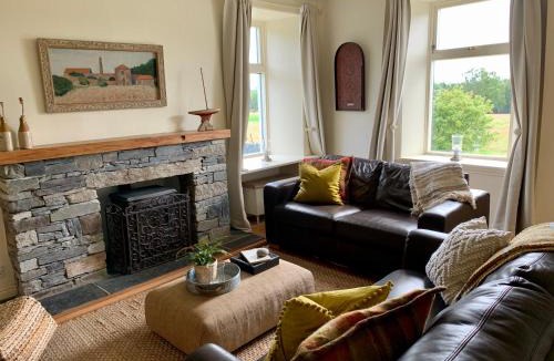 Kilcreggan Villa | Blair Cottage