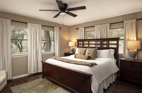 Wimberley Bed & Breakfast | Blair House Inn