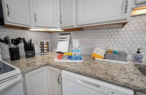O'Fallon House | Blair's House in O'Fallon 3 Bed 1.5 Bath Game Room