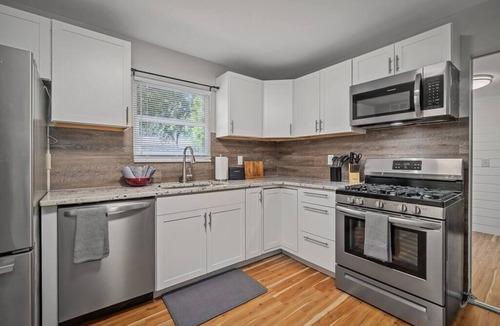 O'Fallon House | Blair's House on St. Joseph - 3Bed 1.5Bath