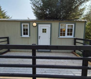 Kelty Apartment | Blair snug hut 2