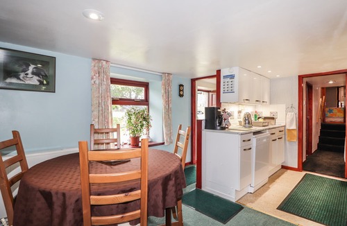 Nethy Bridge Cottage | BLAIRGORM CROFT, pet friendly, with a garden in Nethy Bridge