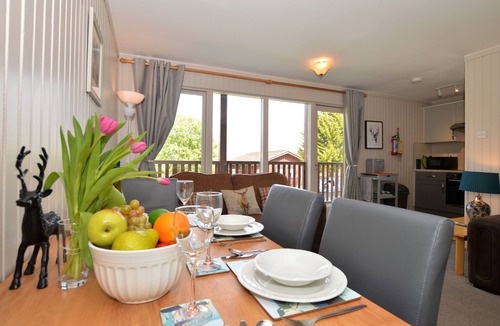 Kilmun Ski Chalet | Blairlagan, stunning loch & mountains views