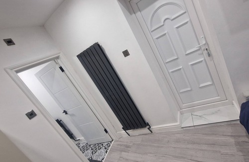 South Hornchurch House | Blake Rainham Homestay