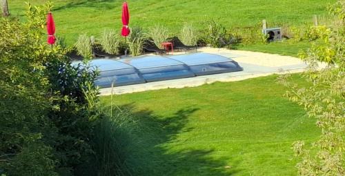 Mantilly Apartment | Blanc - 3 star 1st floor apartment with jacuzzi and heated pool