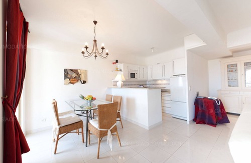 Le Suquet Apartment | Blanc Cel-0968-Attractive view, light and tasteful